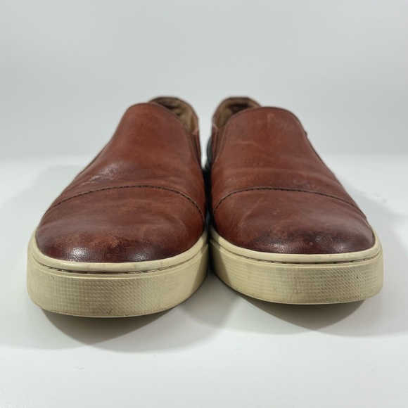 Frye Sneakers Cognac Leather Logo Cap Round Toe Notched Vamp Slip On Size 9.5M - Picture 4 of 8